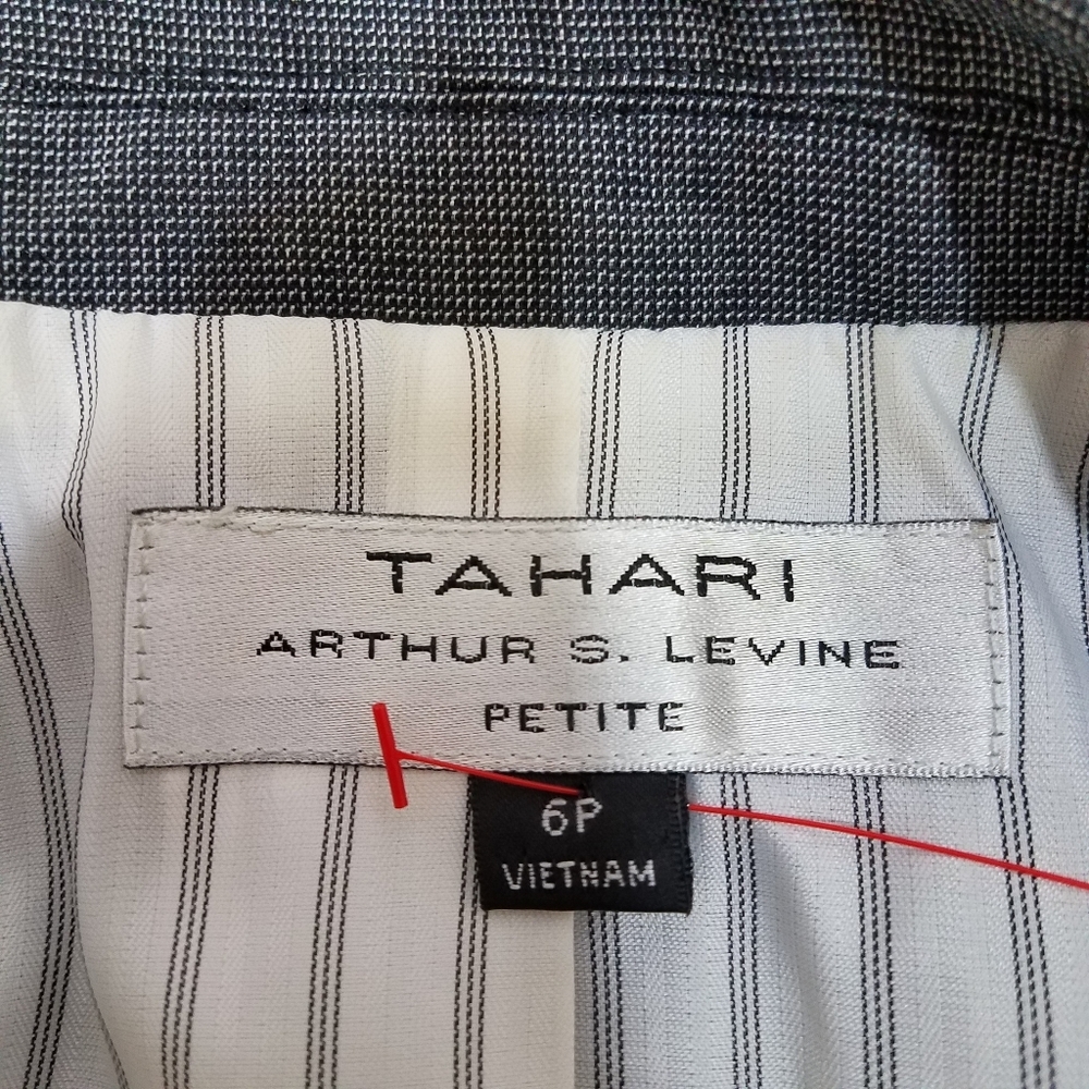 Tahari Gray Pant Suit 6P - Picture 7 of 16